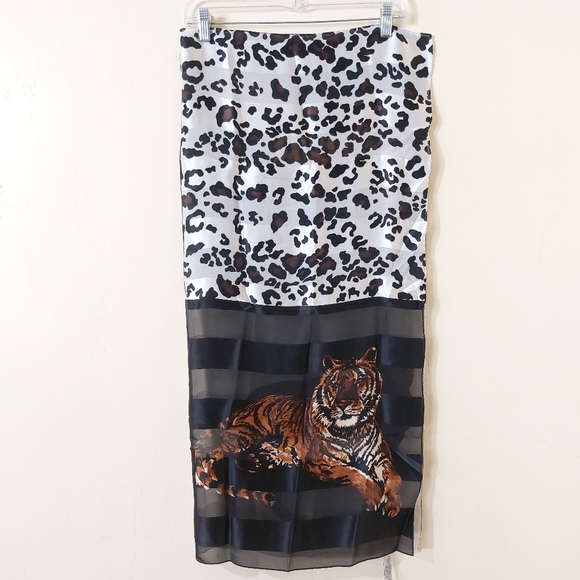 Accessory Street 100% Silk Animal Leopard Zebra Tiger Print Square Scarf 36 x 36 - Picture 5 of 7